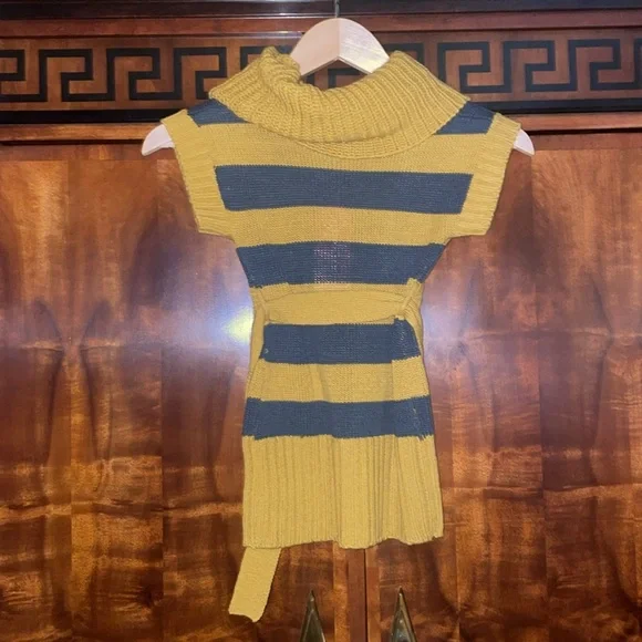 Cherrystix Girls Mustard Gray Stripe Knit Sweater Size S 4 NWT Fall Winter - Picture 8 of 11